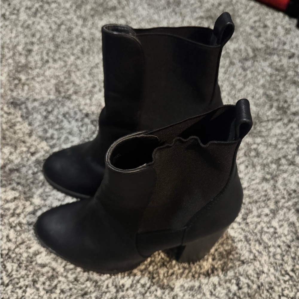 Black pointed heels